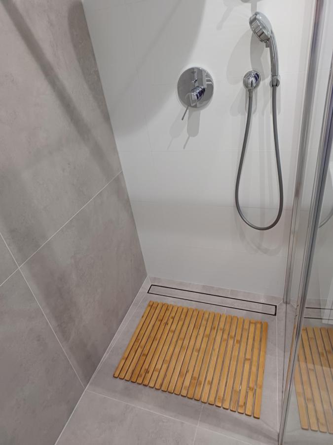 Mak Apartment Grobla - Free Parking - 3 Rooms Gdansk Ngoại thất bức ảnh